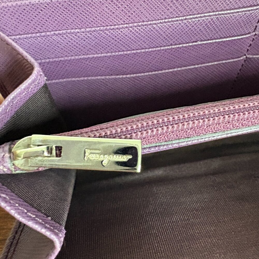 Salvatore Ferragamo Long Wallet Vala Ribbon Leather Purple/Plum Quiet Luxury - Picture 4 of 14
